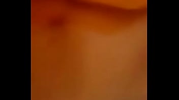 Cubanita Masturbándose