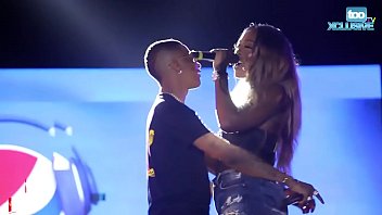 Wizkid Kissing Tiwa Savage