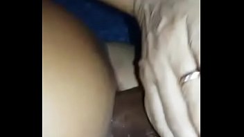 Enchendo O Cuzinho Da Casada De Leitinho