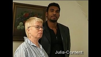 The Sex Housekeeper Is On The Way