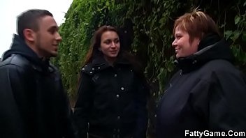 Plumper Bitch Fucks A Stranger