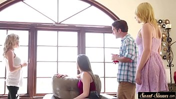 Glamorous Teen Pussylicked After Dickriding