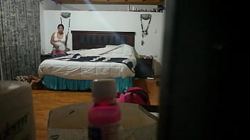 Vecinita Se Limpia El Culo