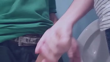 Mais Uma Mão Amiga No Tuga