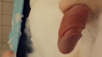 Senjin The Dragon Jerking Off In The Tub