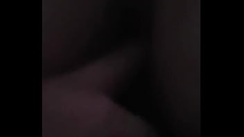 Je Prépare Le Trou De Ma Femme Pour Son Invitée