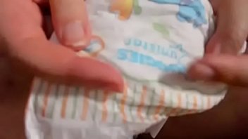 T. Fantastiche Con Questo Eccitante Pannolone Sporco