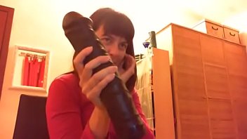 Ti Domino Con Questi Grossi Cazzi Li Vuoi Succhiare Tutti?