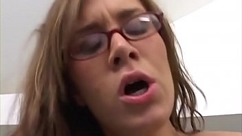 She Sit Their In The Morning Sun - Come On Girl Get Off Your Cloth And Have Fun