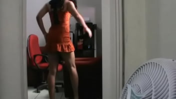 Brazilian Crossdresser In Orange Dress - Cd Brasileira Em Vestido Laranja