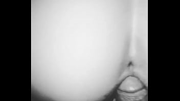 Le Encanta En Cuatro