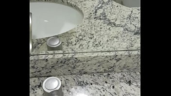 Novinho Dotado Jorrando Leite