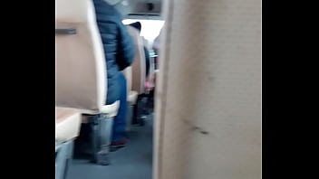 Tocándome En La Micro