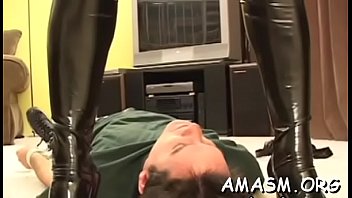 Naked Babe Can_t Live Without Facesitting During Cunilingus Blow Job