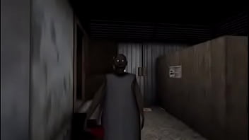 Velhinha Dando Paulada