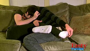 Boys Tickle And Make Out - amateur, clothed, fetish, socks, kissing, gay, foot, latino, twinks, tickling, frottage - Video 6165911