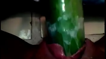 Sobandose-su-rica-panochita, Mi-vieja-cojiendose - Unknown - 2025 - Wild - Scene - Video 3838106