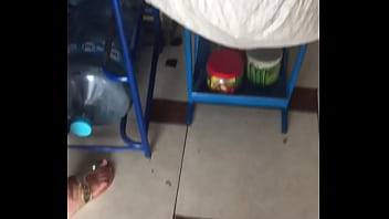 Piernas En La Tienda