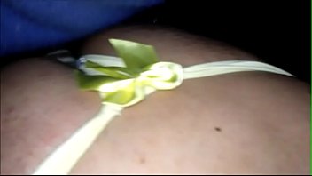 Cdzinha Limasp Dando Com A Calcinha Fio Amarelo De Laco Atras Da Graca Vizinha 06062018