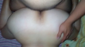 Me Lo Mueve Rico Y La Acabo De Conocer