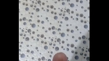 Chim nhỏ mà cứng, có em nào muốn chich xã giao kh_ng?