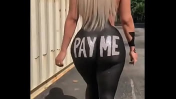 @lady Lebraa Body Paint!