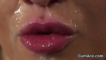 Flirty Looker Gets Cum Load On Her Face Gulping All The Love Juice