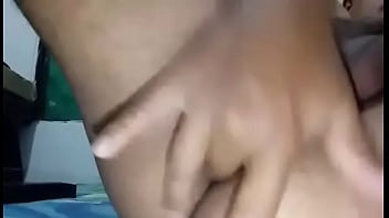 Carabinero Colombiano Se Mete El Dedo Con Placer