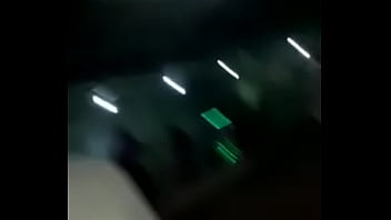 Tomando Cerveja Na Buceta!