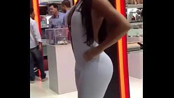 La Mostrona De Mi Vecina