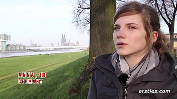 We Love The Way Hot Amateur Anna Rubs That Pussy -ersties