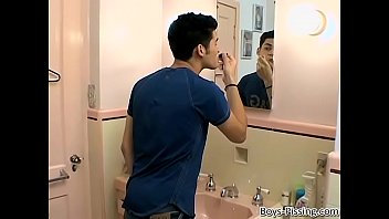 Young Dominic Feasts And Bounces On Lovers Fresh Peeing Dick