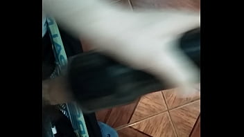 Hombre Con Masturbador