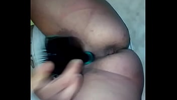 Se Mete Cepillo, Amiga Con Ganitas De Trio