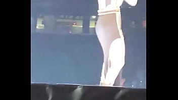 Loirinha Comendo O Cuzinho De Beyfã