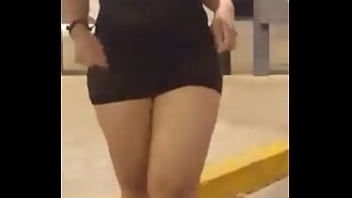 Rica Madura Piernuda