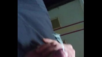 Auf Der Strasse Alleine Sehr Viel Abgesprizt.