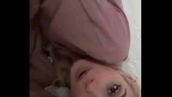 What' Your Name Como Se Llama Esta Rubia ?