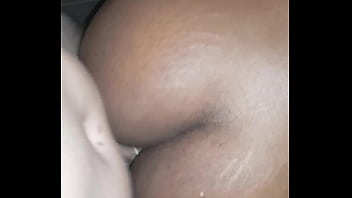 Disfrutando De Un Buen Polvo En El Sofá Con Mi Amiga Mulata