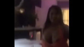 Pamela Ferrrary Dancando