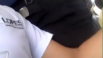 Me La Tallo En La Micro.