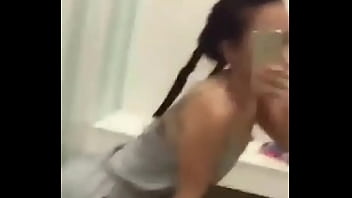 La Puta De Mi Prima Me Perrea Por Whats