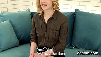 Fervid Girl Spreads Pink Muff And Gets Deflorated