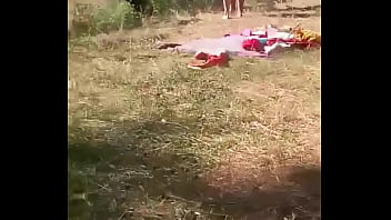 Hot Bitch Gets Her Ass Wet With A Bottle Water