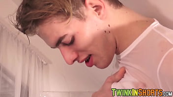Big Dicked Twink Receives A Blowjob From His Tattooed Friend