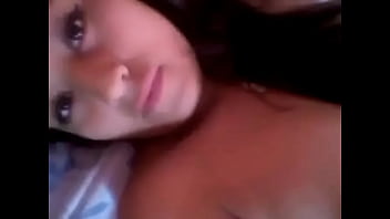 Mostrandome Su Rico Cuerpo