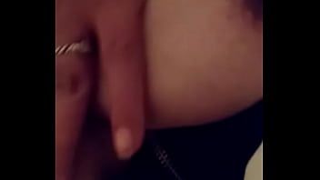 Se Escupe Las Tetas Y Me Manda Videos!