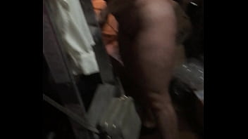 En La Bodega Con La Nalgona