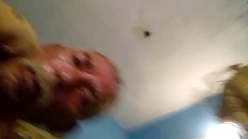 Maduro Y Me Encanta La Verga De Mi Marido