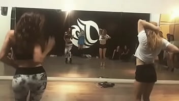 Milett Figueroa Con Tremendo Culazo